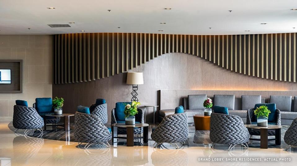 Sabina'S One Bedroom Condo At Shore Tower C Manila Exteriör bild