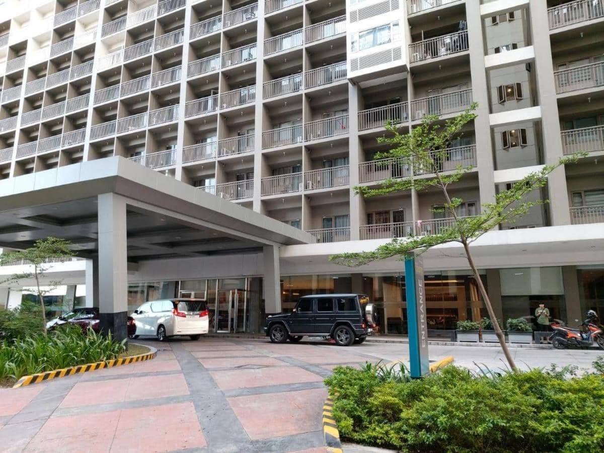 Sabina'S One Bedroom Condo At Shore Tower C Manila Exteriör bild