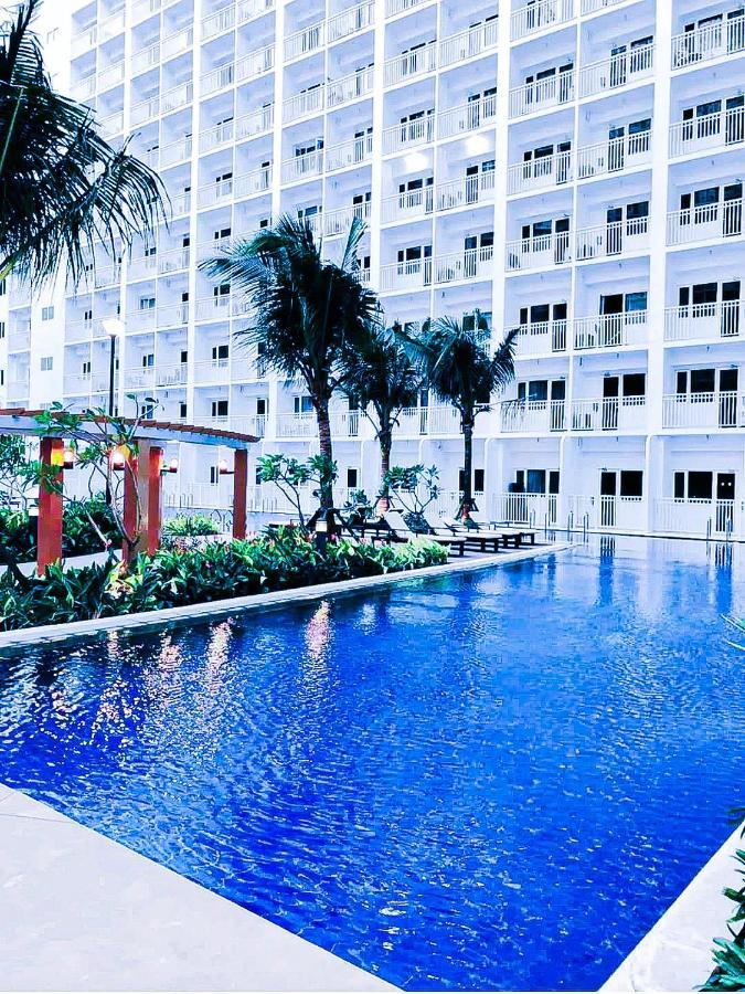 Sabina'S One Bedroom Condo At Shore Tower C Manila Exteriör bild