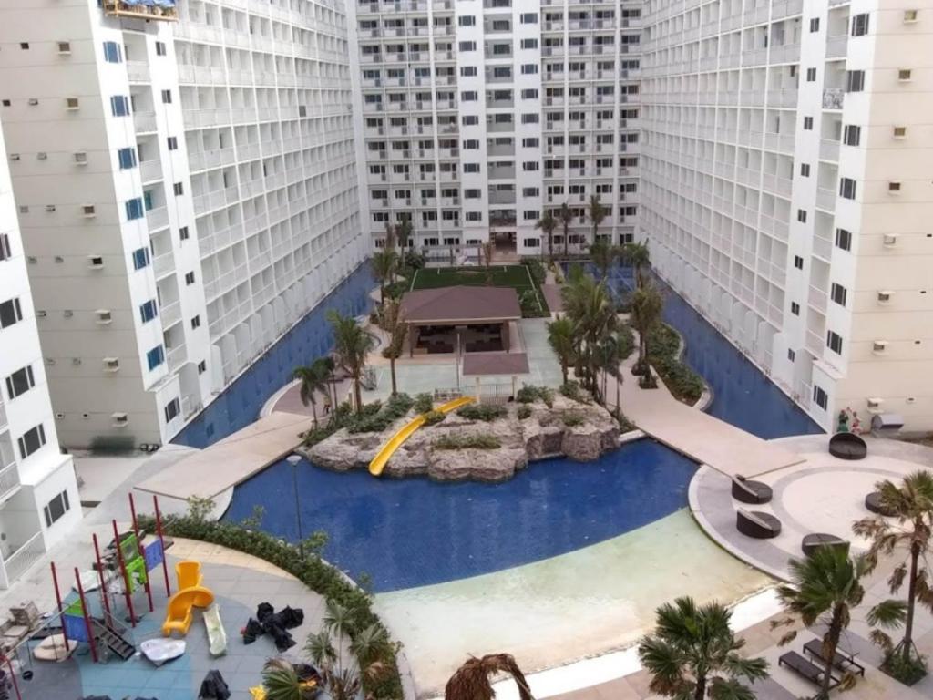Sabina'S One Bedroom Condo At Shore Tower C Manila Exteriör bild