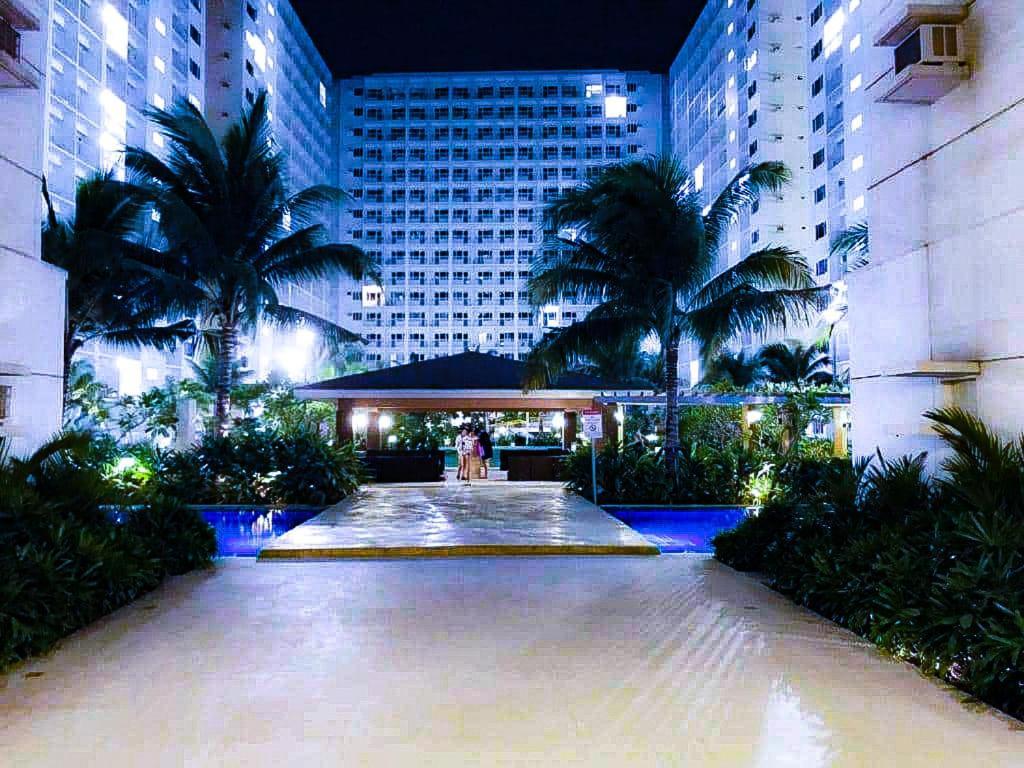 Sabina'S One Bedroom Condo At Shore Tower C Manila Exteriör bild